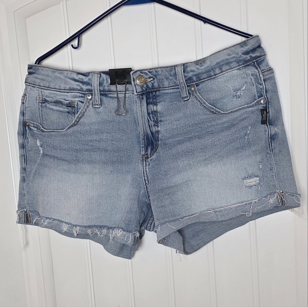 Silver Jeans Boyfriend Fit Distressed Jean Shorts Sz 31